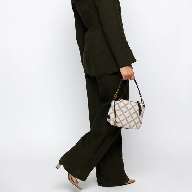 Picard Circulus Lightweight Shoulder Bag (Cafe)