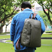 Picard Buffalo Men's Leather Backpack (Tan)